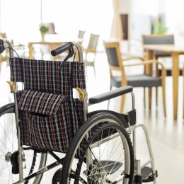 Termination on death clause dooms attempt to use arbitration agreement in Illinois nursing home contract
