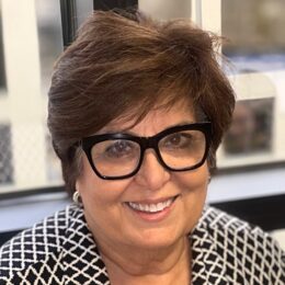 Lucilla Marques, Paralegal Manager